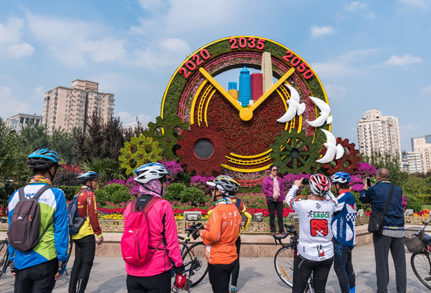 秘广场花坛的故事开元棋牌带你揭(图2)